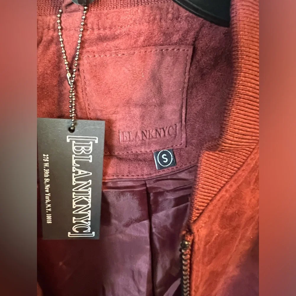 🌟 Sleek Burgundy 100% Goatskin Suede Bomber Jacket by Blank NYC 🌟